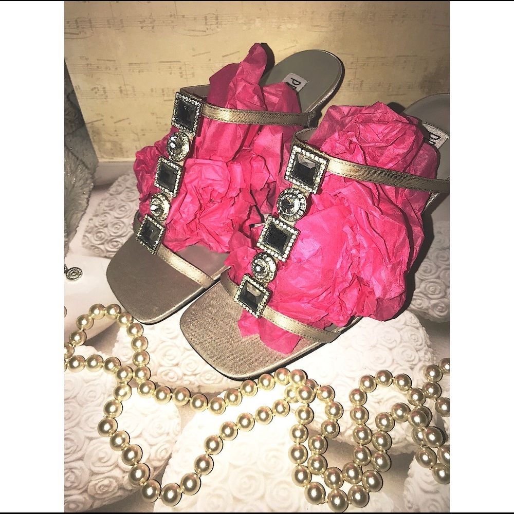 NBW CRYSTAL HEELS - Picture 3 of 6